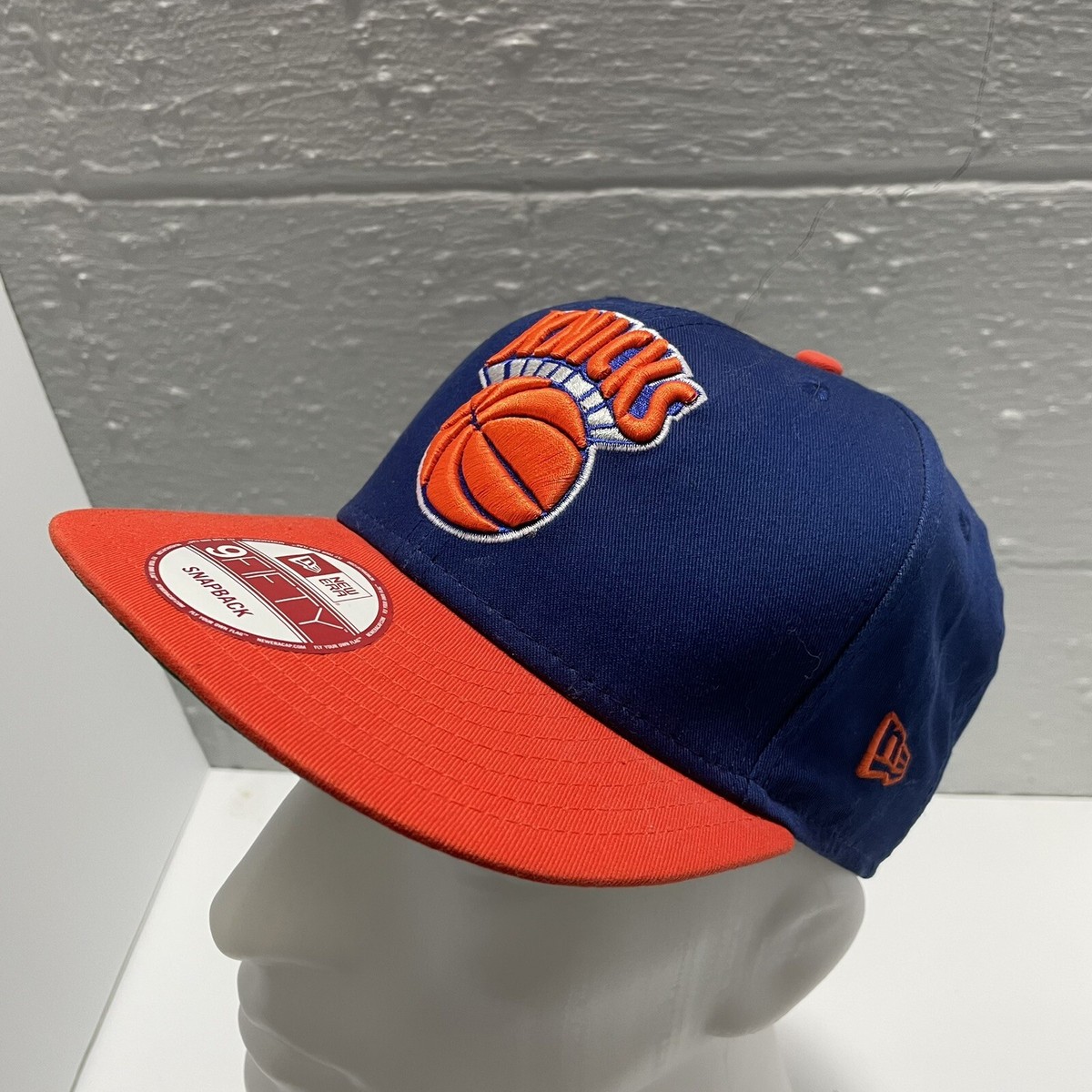 NEW YORK KNICKS Mens Hat Cap Blue Flat Bill Snap Back New Era