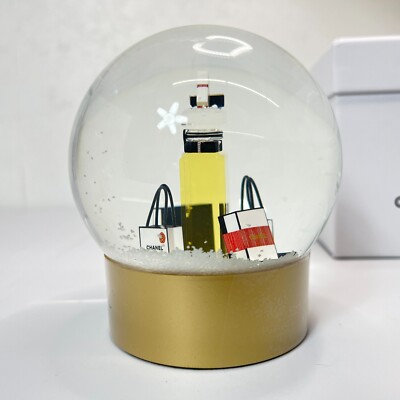 CHANEL Snow Globe Dome Christmas 2021 Novelty N°5 100th