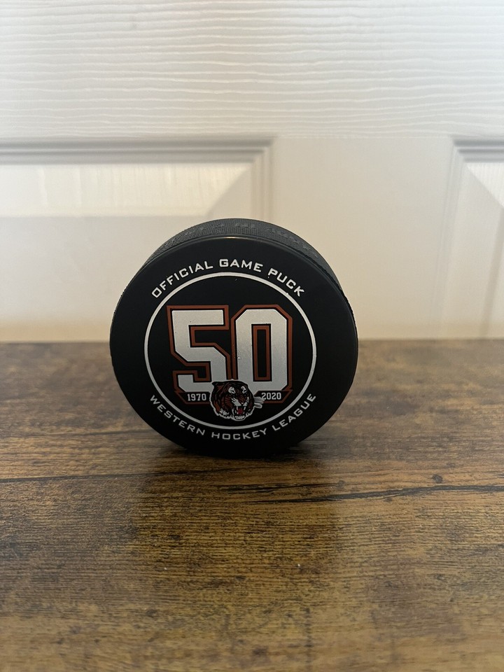 CUSTOM Medicine Hat Tigers jersey Size M and puck eBay