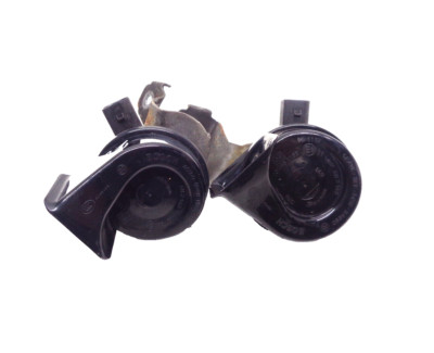 VW Golf 5 Bosch Hupe Sirene Tiefton Signalhorn 001157 703881157