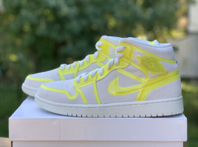 Nike Jordan 1 Mid Opti Yellow White DA5552-107 size 10.5W / 9M