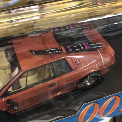 AUTOart ロータス・エスプリ　潜水モード　００７コレクション 1/18 AUTOart James Bond 007 For Your Eyes Only 1:18 Lotus Esprit