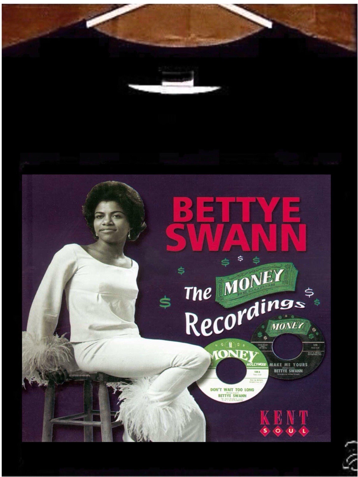 ALTRA T shirt Bettye Swann; Bettye Swan Make Me Yours