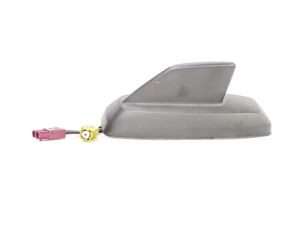 Antena usada compatible con: camioneta Chevrolet Express 3500 2022 grado A Foto 3 de 4