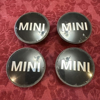 BMW MINI COOPER GENUINE FACTORY ORIGINAL OEM CENTER CAPS 686109201 SET OF 4