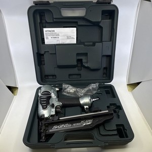 Hitachi NT 65M2(S) Pneumatic Finish Nailer Air Nail Gun w/ Hard Case & Manual