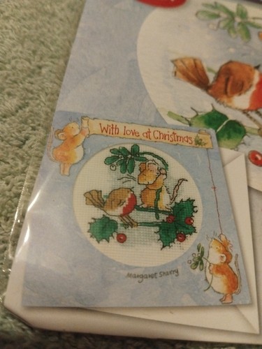 Margaret Sherrys Weihnachtsküsse Kreuzstich Kartenset. Inklusive farbiger Karte