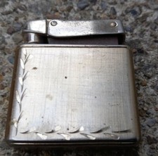 VINTAGE KREISLER BUTANE LIGHTER pending MADE IN USA .