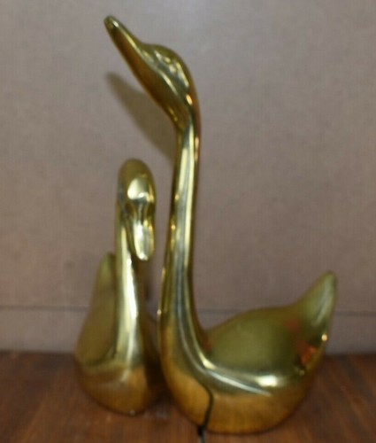 Vintage 2 Brass Swan Figurine - Picture 2 of 8