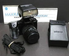 Minolta Maxxum 7000i camera with Sigma 28-80mm lens & Minolta 3200i flash 
