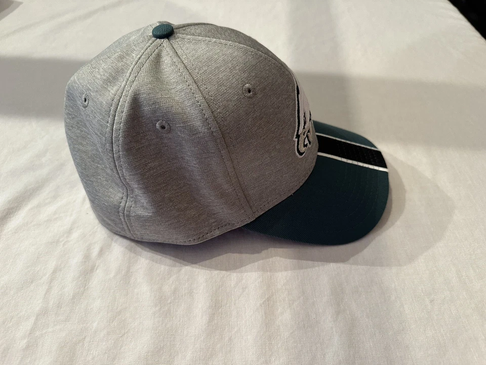 Sombrero New Era Philadelphia Eagles Gris Rayas 39Thirty Calce Elástico - TALLA: L/XL Foto 4 de 4