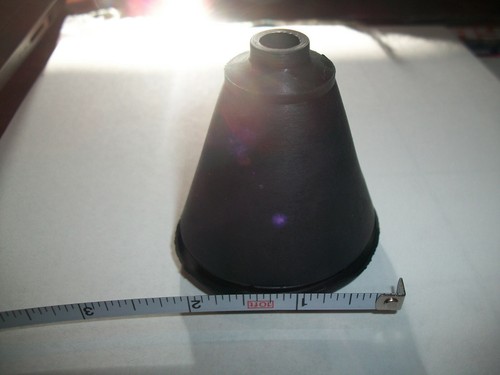 MBM UNIVERSAL GM RUBBER DUST BOOT FOR MASTER CYLINDER PUSH ROD,DISC OR DRUM NEW - Foto 1 di 5