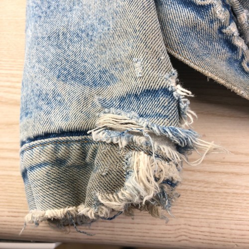 Levis Faded Denim Sherpa Lined Trucker Jacket Thrashed Distressed 46R Vtg 90s - Picture 9 of 14