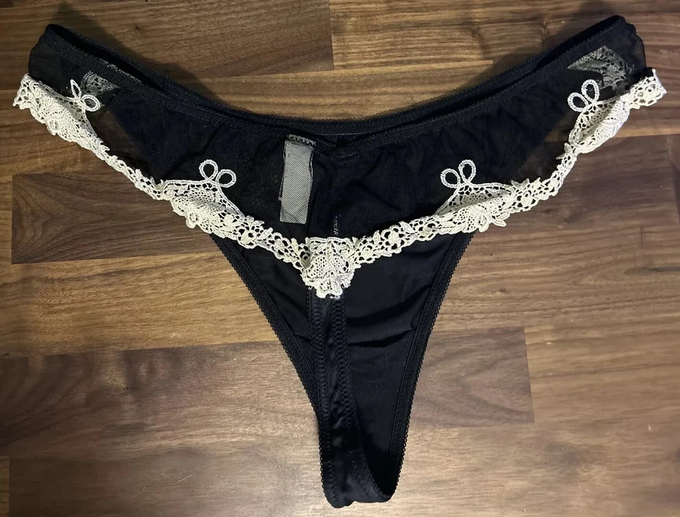 FELINA Large BLACK LACE EMBROIDERED VINTAGE RARE THONG PANTIES Unique Moments - Image 4 of 4