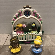 Little People Princess Lot With Four Princesses And Dance Floor