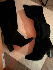 Telluride II 2 Bella Vita black suede womens knee boot 7.5 WW heel slightly used