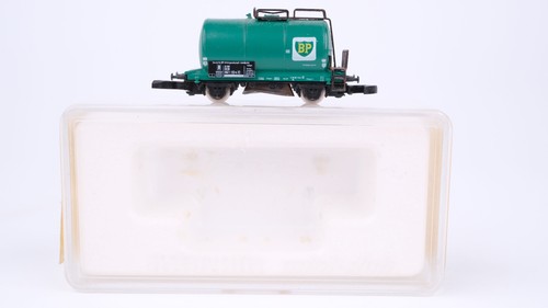 Märklin Z 8614 Einheitskesselwagen grün "BP" DB | Condition: Gebraucht