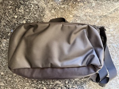 Aer Tech Sling 2 Laptop Bag  w/ Adjustable Shoulder Strap