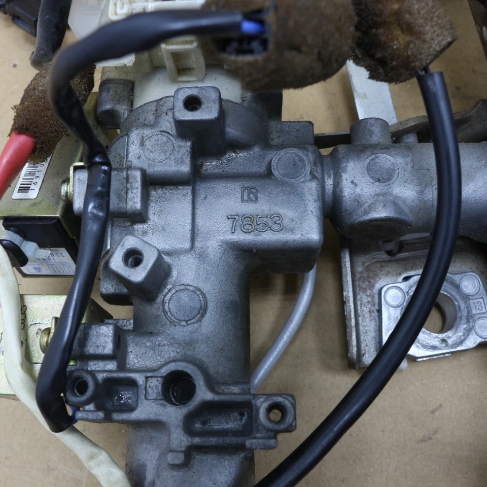 Lexus LX470 1998-2002 OEM Steering Column Ignition Lock Cylinder Switch Key - Изображение 4 из 4