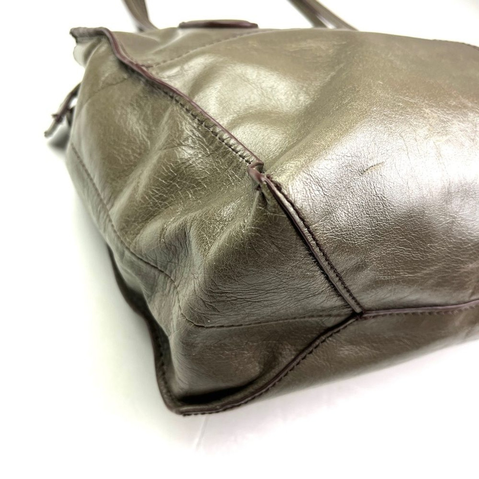 HOBO International Friar Taupe Gray Leather Shoul… - image 6