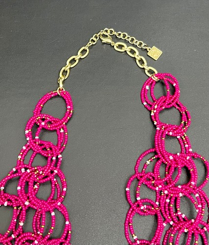 Women Statement Fashion Necklace - Picture 3 of 11