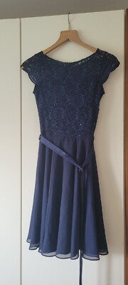 Kleid blau knielang mit Spitze/Pailetten Konfirmation Abi Ball Gr. 32 Swing P&C