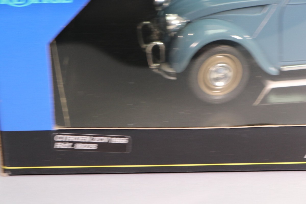 Voiture miniature - Citroën 2 CV - 1966 Marque Solido Réf. 8028-01