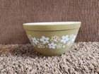 Vintage Pyrex #401 Spring Blossom Green Crazy Daisy 1.5 Pt Nesting Mixing Bowl