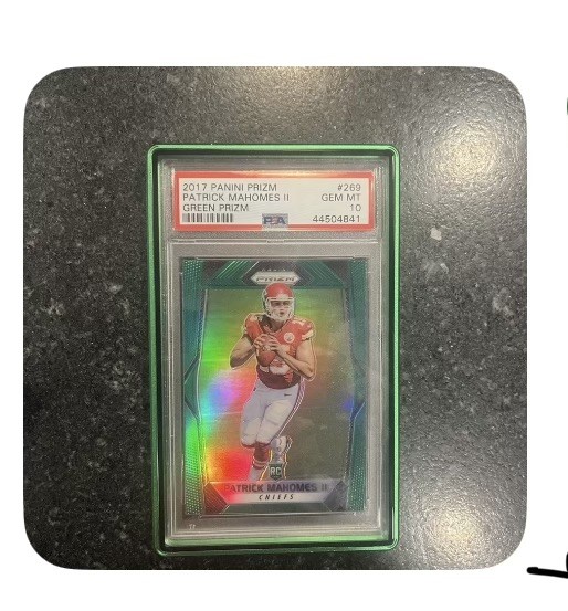 PATRICK MAHOMES PSA 10 GEM MINT 2017 PANINI GREEN PRIZM #269 ROOKIE CARD RARE!