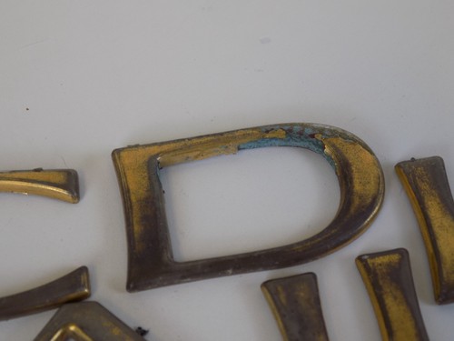 Gold Letter Emblem CADILLAC Fits 1999-2000 Escalade - Visible wear - Picture 9 of 12