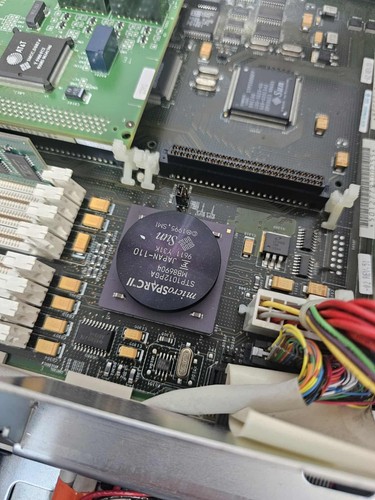 Vintage Retro SUN SPARC Server5 SPARCserver 5 w/memory Hard Drive Floppy Powers2 - Picture 5 of 8