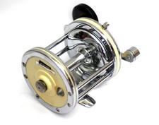 3.1/4" x 3.1/2" MITCHELL 624 Boat OR PIER vintage sea fishing reel V/FINE (93)