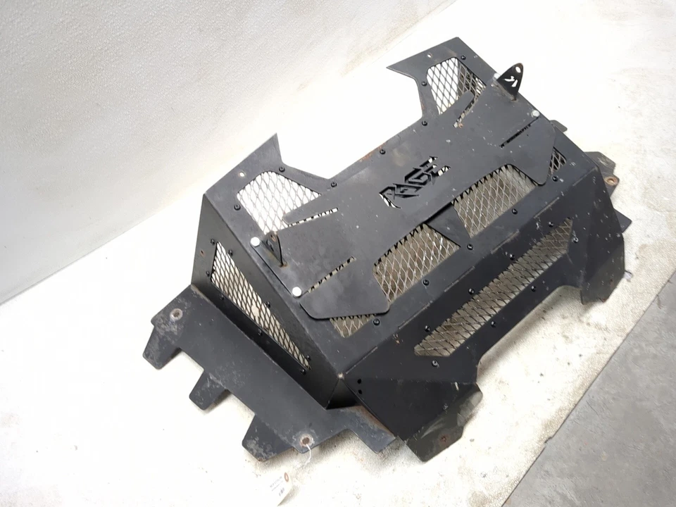 Soporte protector de radiador de elevación alta Polaris Sportsman XP 1000 15-23 con cubierta RAGE Foto 4 de 4