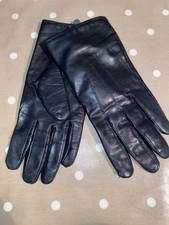 Ladies Size M Vintage Black Leather Gloves Goat Kid Skin Lined Warm Pair