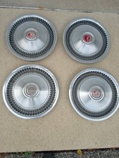 Vintage Pontiac Hubcaps Set Of Four. 16.5 Outside Measurement Original Oem Vintage Pontiac Hubcaps Set Of Four. 16.5 Outside Measurement Original Oem