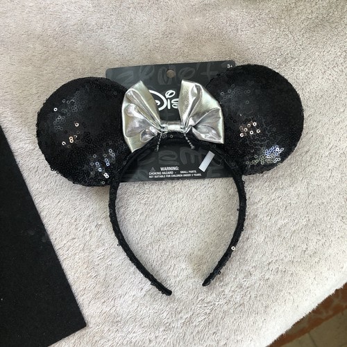 Pacchetto Aldi 2025 Disney Minnie Mouse! Zaino, portafoglio da polso e orecchie - Nuovo con etichetta - Foto 3 di 6