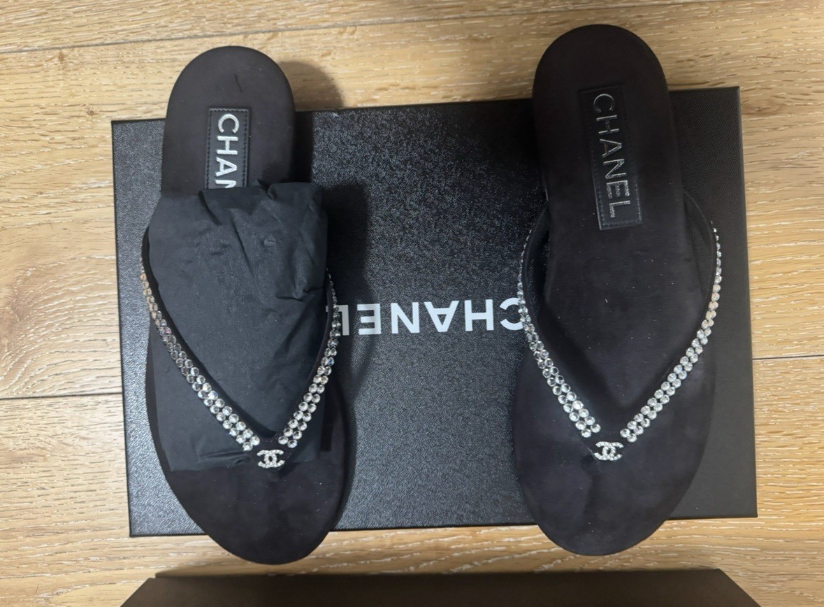 【ラインストーンがエレガント♡】CHANEL トング サンダル Chanel Rhinestone Thong Sandal | eBay