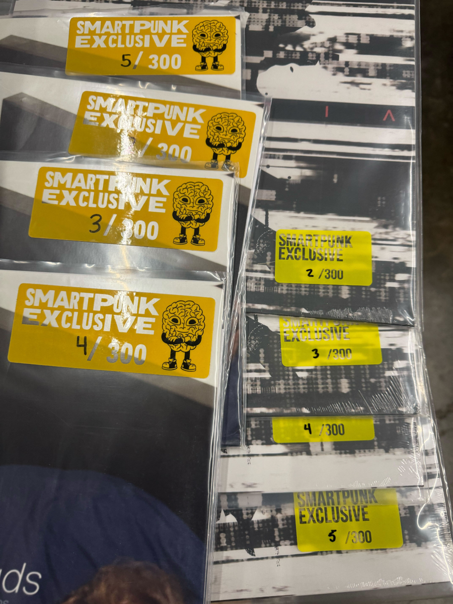 Attila Villain Vinyl Smartpunk Exclusive Black in Yellow Grey