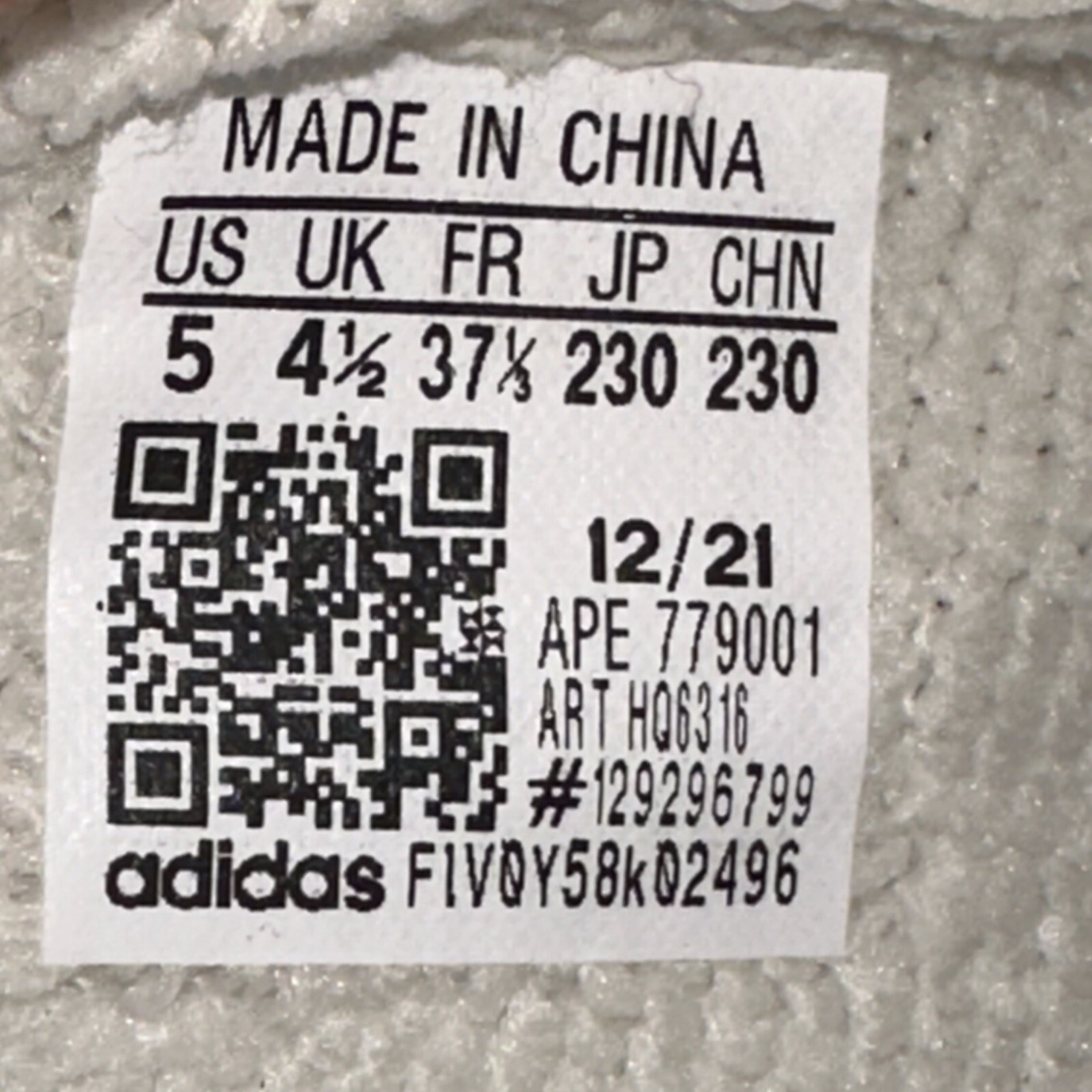 Adidas YEEZY Boost 350 V2 Bone Sneakers Size US Mens 5 (or Womens US 6) thumbnail 17