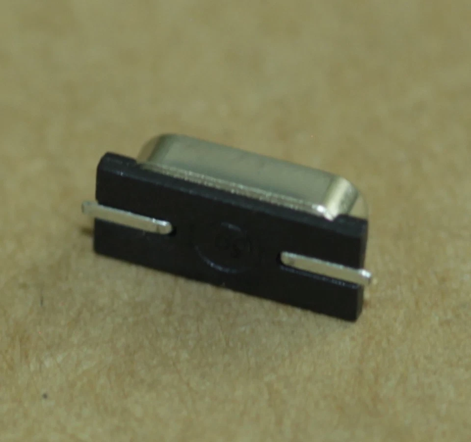 100PCS CSM 4.096MHz Quartz Crystal XTAL Oscillators SMD HC-49US HC49 Genuine ECS - Image 2 of 4