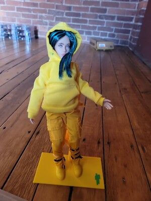 Playmates Toys Billie Eilish Celebrity Doll - 56221 Bad Guy Playmates Toys Billie Eilish Celebrity Doll - 56221 Bad Guy