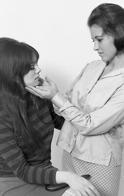 1960s Negative-sexy pinup girls Arlene Farber & Barbara Sloane n324394