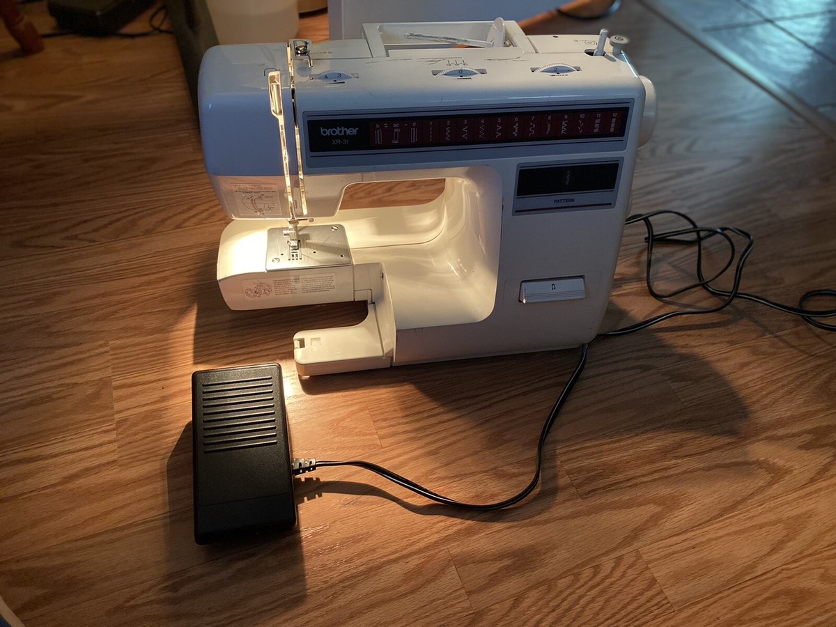 sewingさん専用 Janome Model 3125 Sewing Machine With Pedal (TD) | eBay