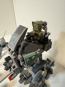 Lego Star Wars Kashyyyk Clone Troopers, walker, and droid 75035 41st Elite Corps