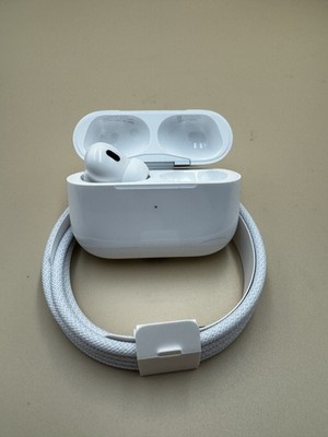 Apple AirPods Pro (2nd gen) (2023) White (with USB-C Case) MTJV3LL/A PC1711932
