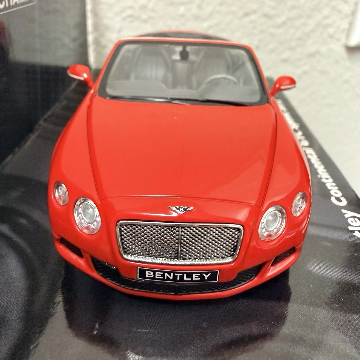 25+ MINICHAMPS Bentley Contemporary Manufacture Diecast Cars for