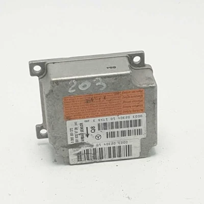 0018209726 CALCULATEUR CAPTEUR AIRBAG MERCEDES W207 CLK W203 2000-07 Q8 BOSCH 02 - Photo 1/4