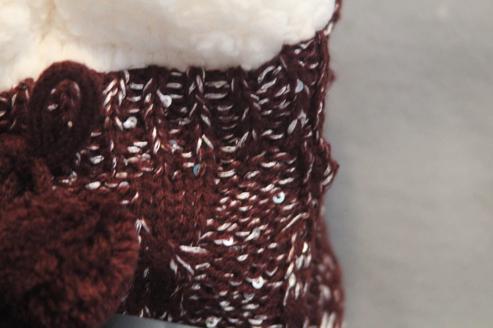 Calcetines Deportivos Acogedores Órridos Talla 7-9 Tejidos Granate Brillante Forrados Antideslizantes NUEVOS NUEVOS CON ETIQUETAS Foto 3 de 4