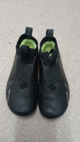 Nike Mercurial Vapor Academy Astro Football Boots Black green UK Size 11 Kids - Picture 2 of 6