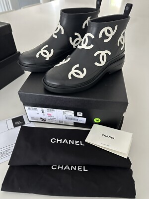 CHANEL Black Rubber Rain Boots White CC Logo Pull On Receipt CHANEL Black Rubber Rain Boots White CC Logo Pull On Receipt